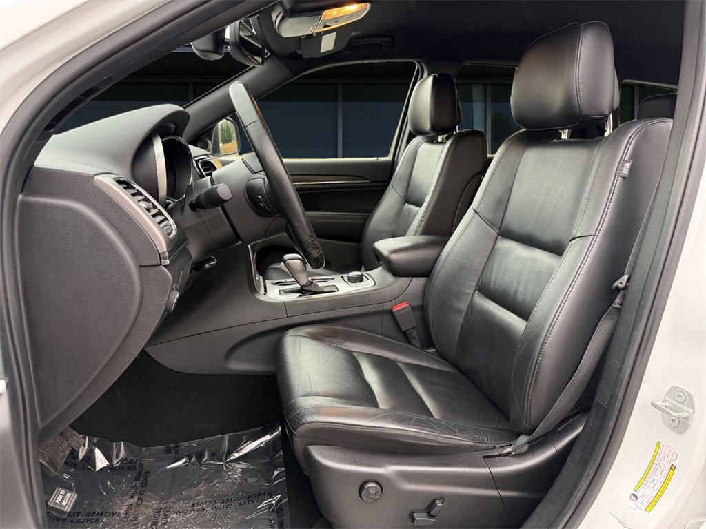 Used 2019 Jeep Grand Cherokee Limited image 14