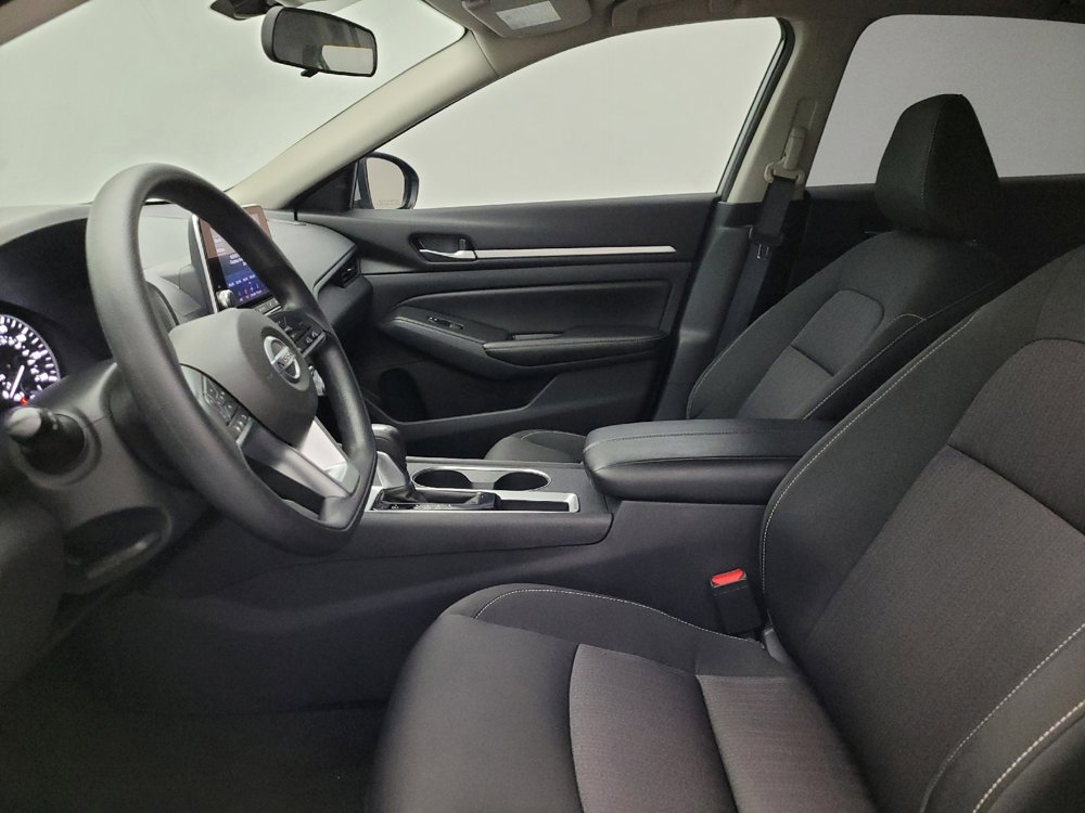 Used 2022 Nissan Altima 2.5 SV image 17