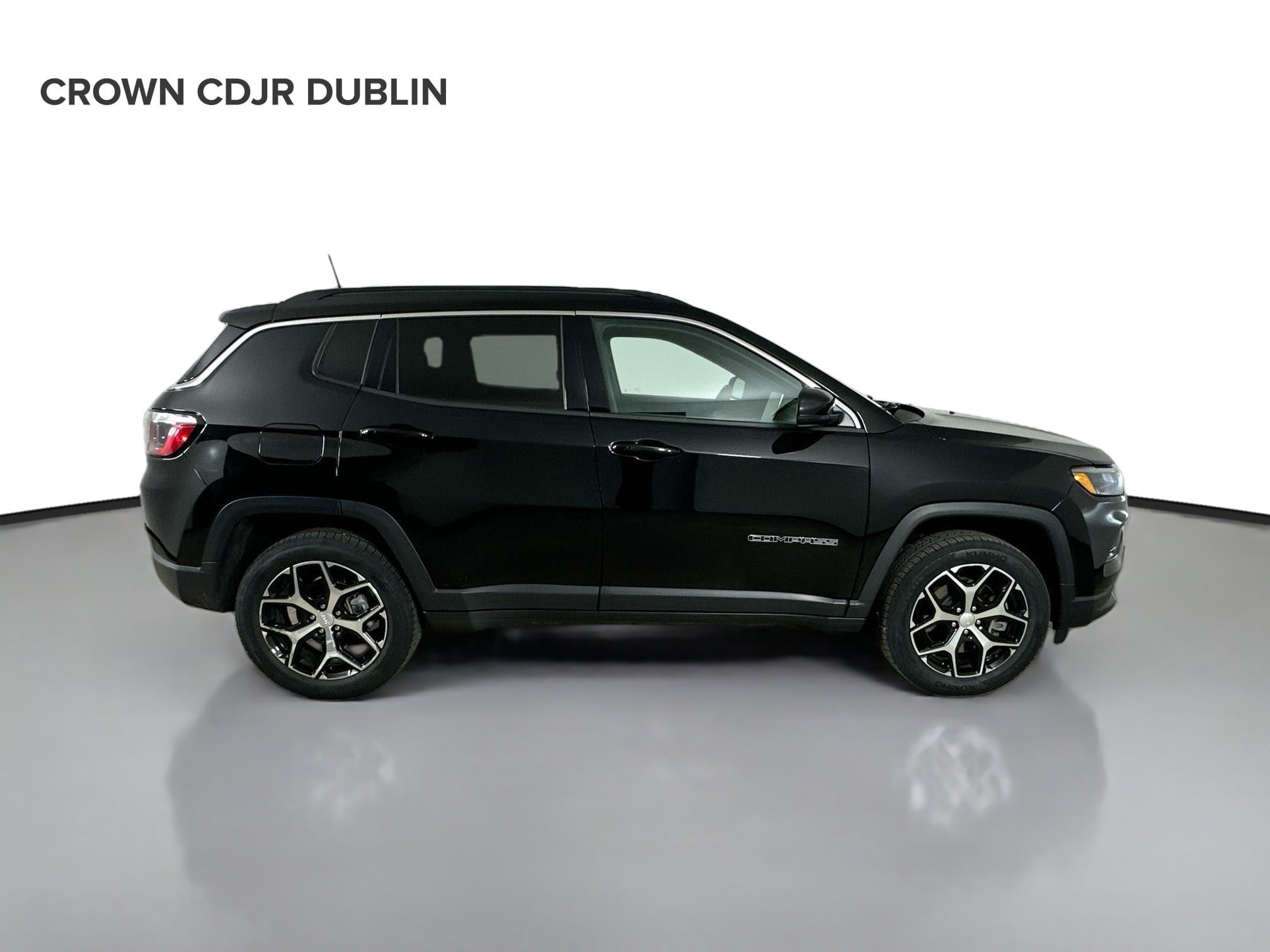 Used 2024 Jeep Compass Limited w/ Sun and Sound Group AWD/4WD image 4