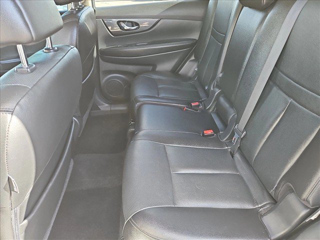Used 2016 Nissan Rogue SL w/ SL Premium Package AWD/4WD image 26