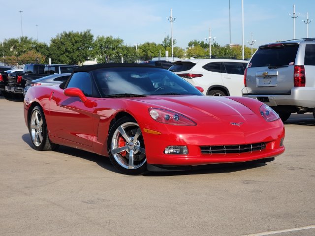 Used 2008 Chevrolet Corvette Convertible w/ Preferred Equipment Group RWD image 2