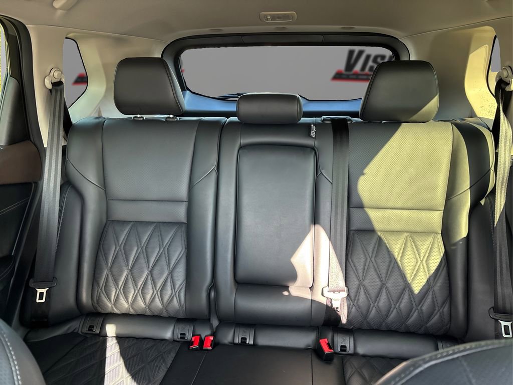 Used 2023 Nissan Rogue Platinum w/ Platinum Premium Package image 21