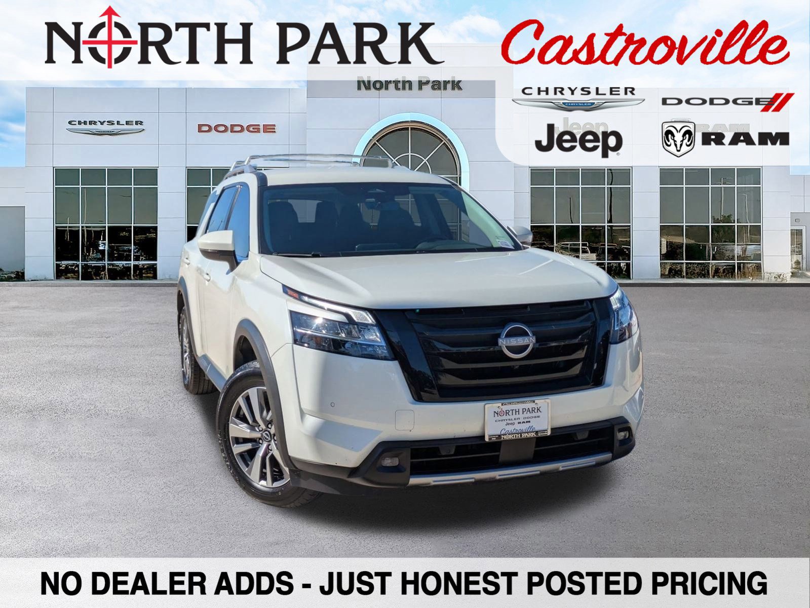 Used 2023 Nissan Pathfinder SL w/ Lighting Package (N92)