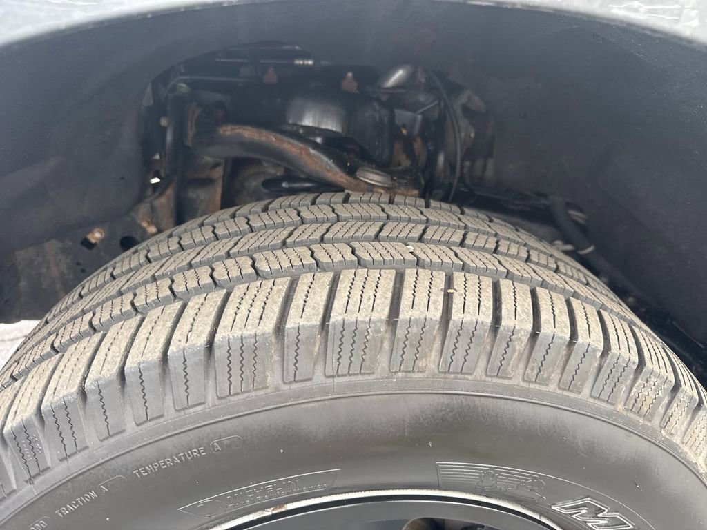 Used 2019 Ford F150 XLT image 13