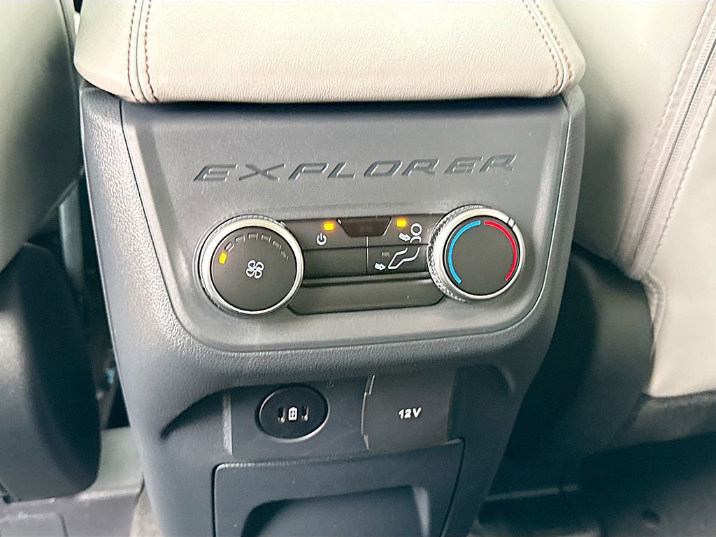 New 2026 Ford Explorer Active w/ Active Comfort Package AWD/4WD image 38