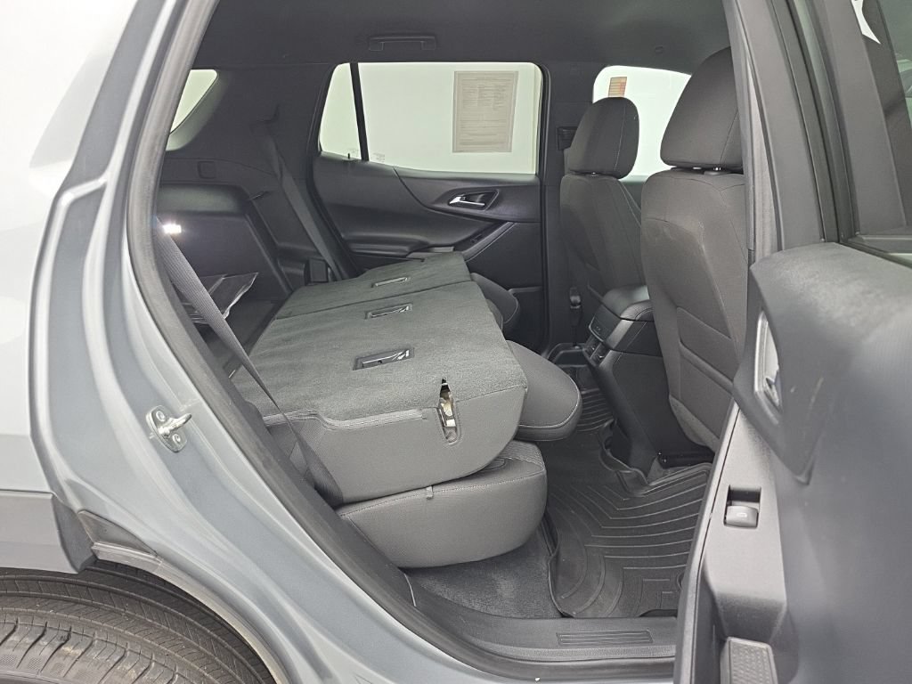 Used 2026 Chevrolet Equinox LT AWD/4WD image 44