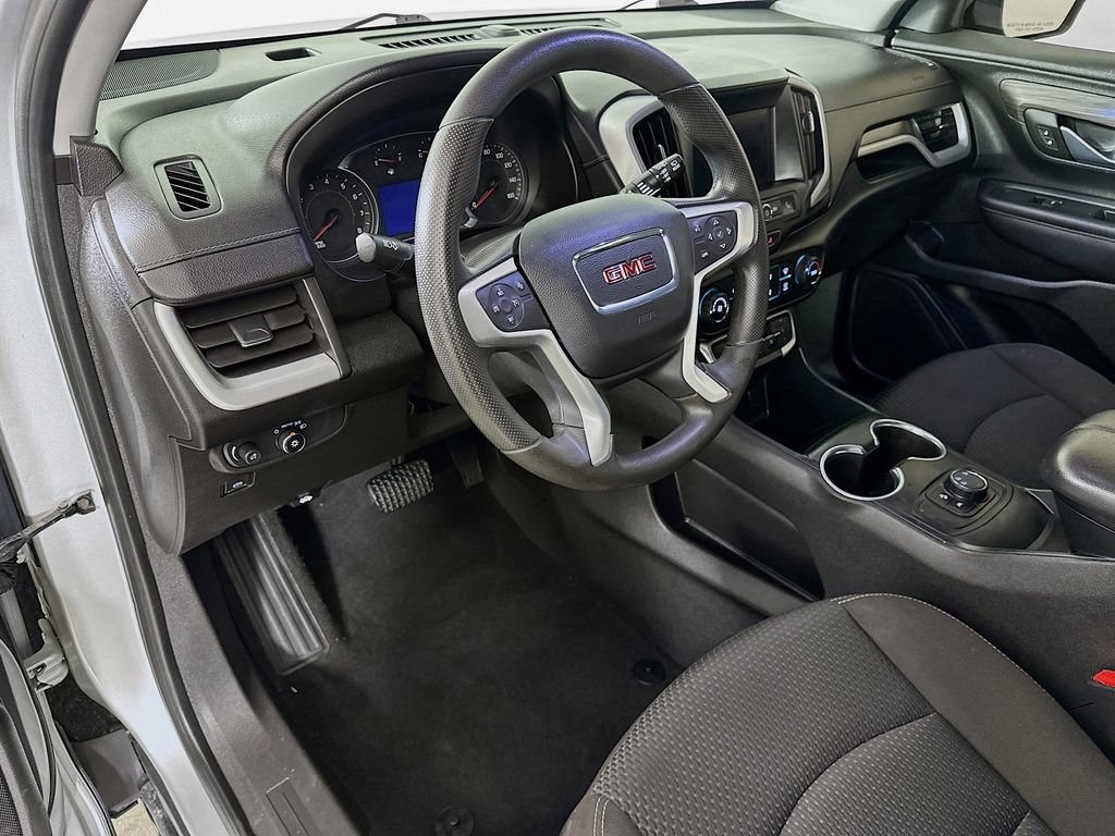 Used 2022 GMC Terrain SLE AWD/4WD image 18