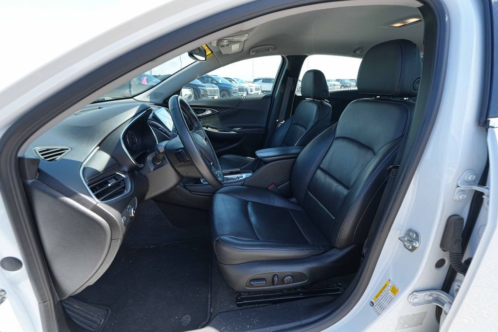 Used 2024 Chevrolet Malibu LT FWD image 17