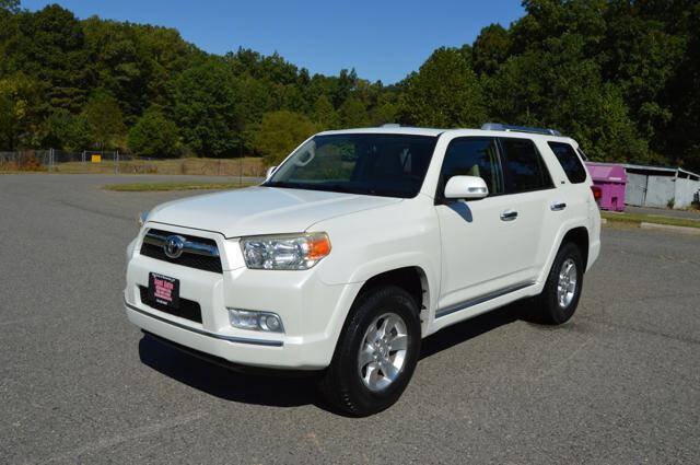 Used 2011 Toyota 4Runner SR5 AWD/4WD image 62