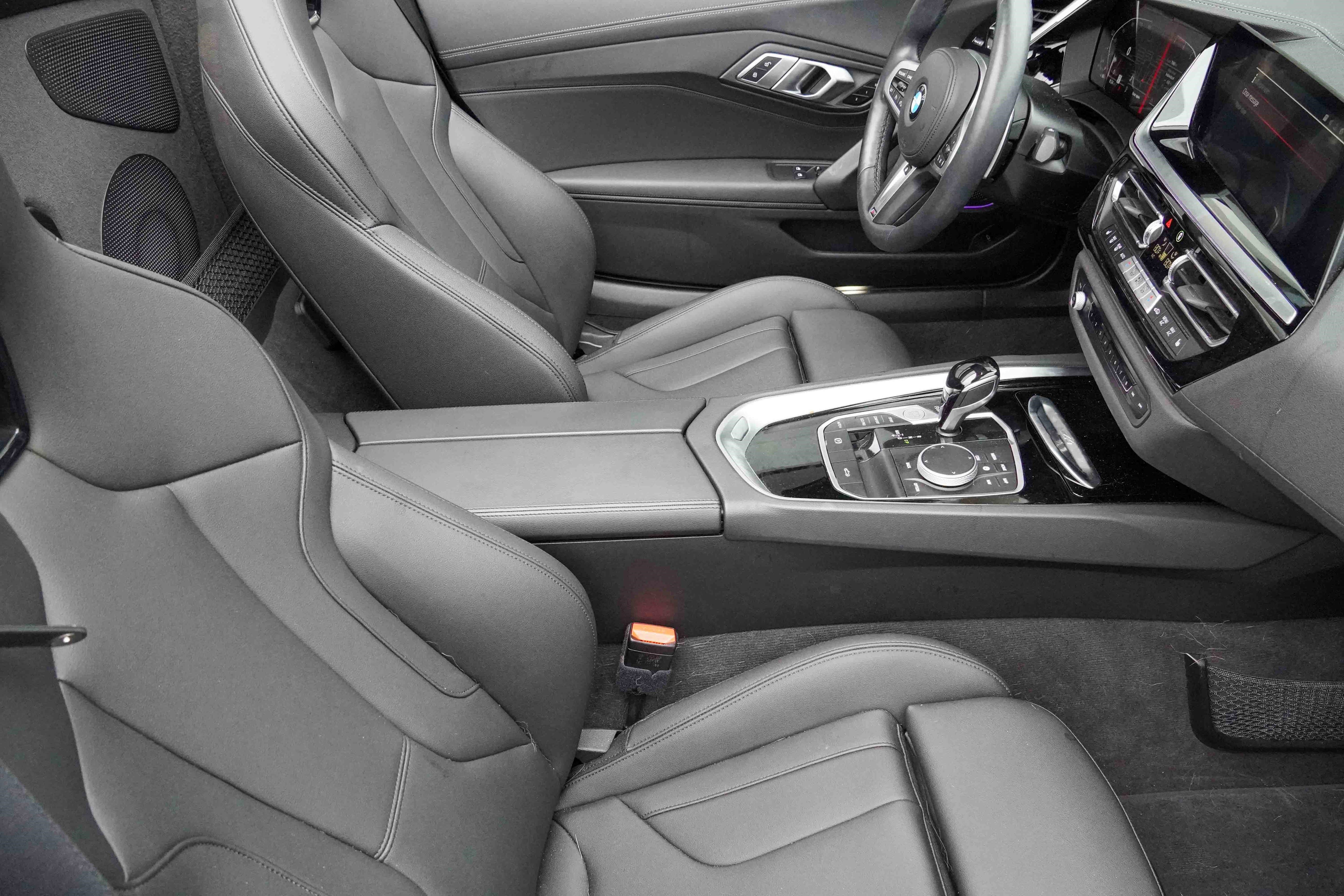 Used 2024 BMW Z4 sDrive30i w/ Shadowloine Package image 13