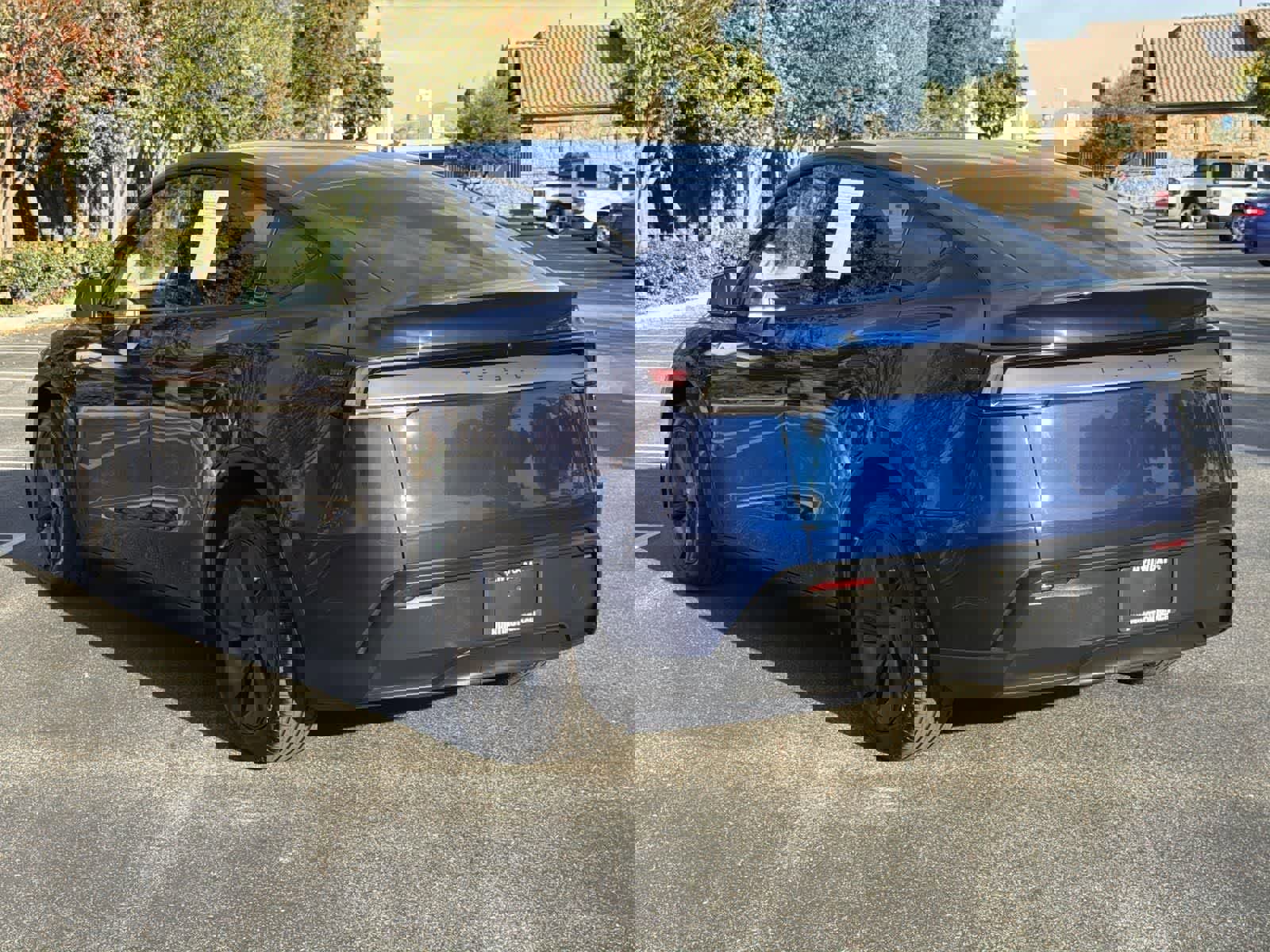 Used 2026 Tesla Model Y Premium image 4