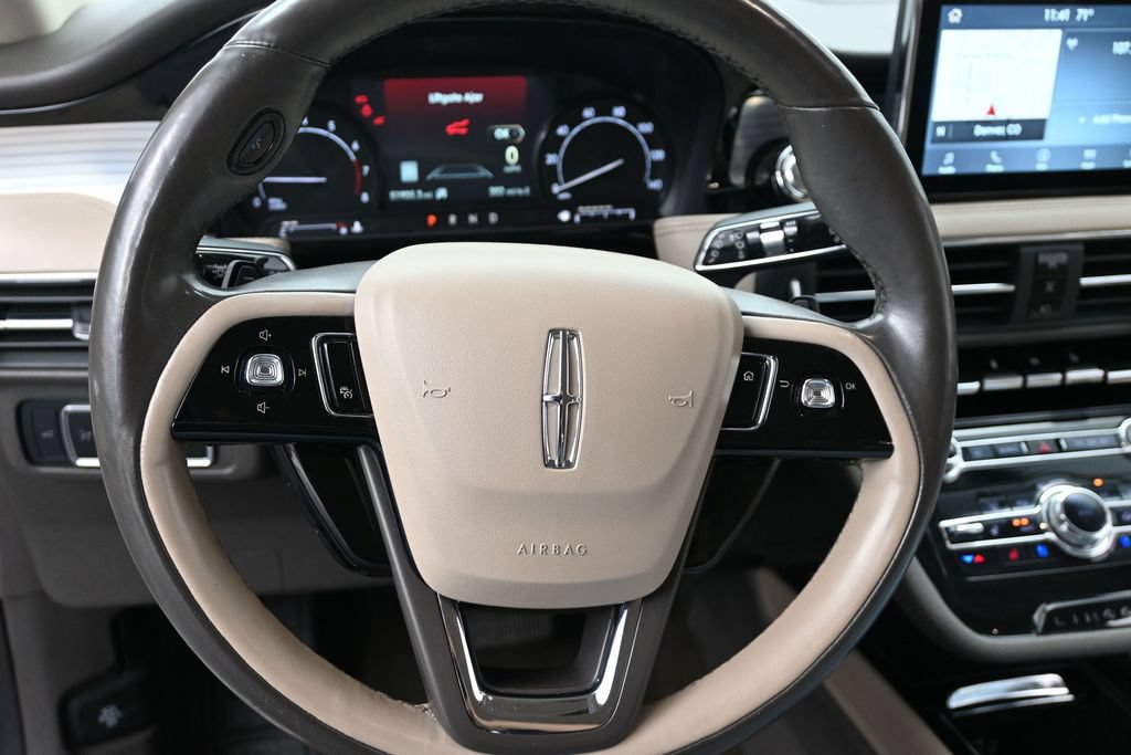 Used 2021 Lincoln Corsair AWD image 14