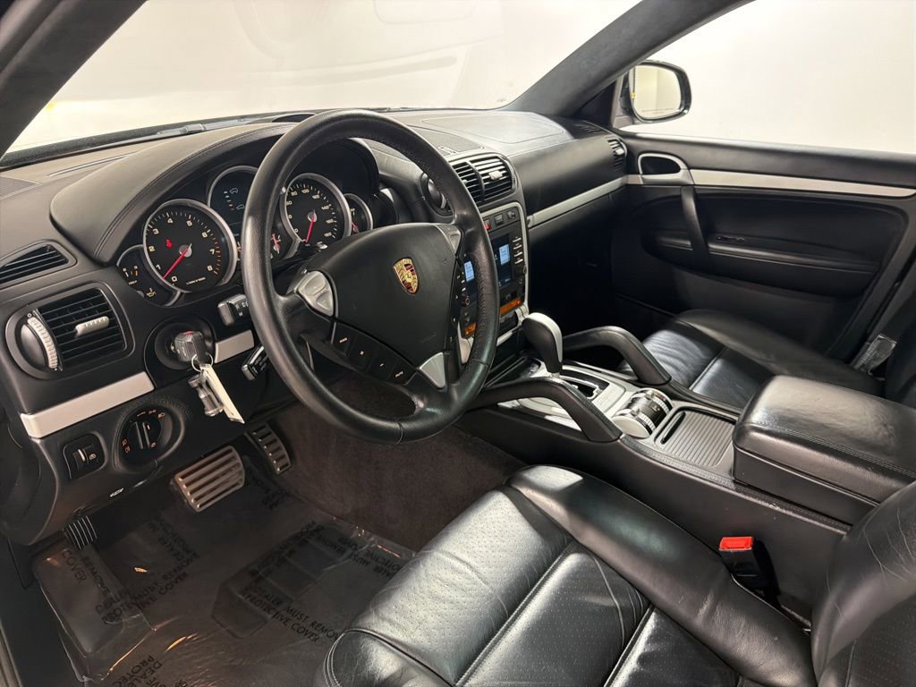 Used 2006 Porsche Cayenne Turbo AWD/4WD image 10