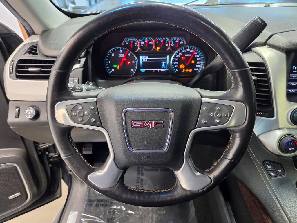 Used 2018 GMC Yukon SLT w/ Premium Edition AWD/4WD image 33