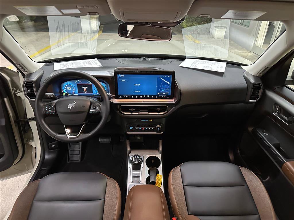 Certified 2025 Ford Bronco Sport Outer Banks w/ Outer Banks Tech Package+ image 32