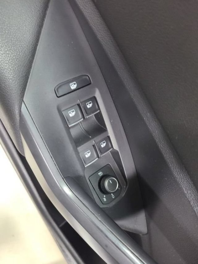 Used 2021 Volkswagen Jetta R-Line FWD image 25
