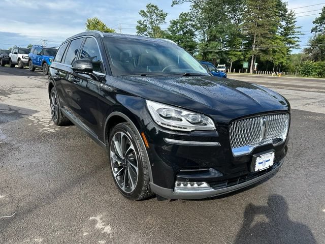 Used 2023 Lincoln Aviator Reserve w/ Equipment Group 201A AWD/4WD image 7