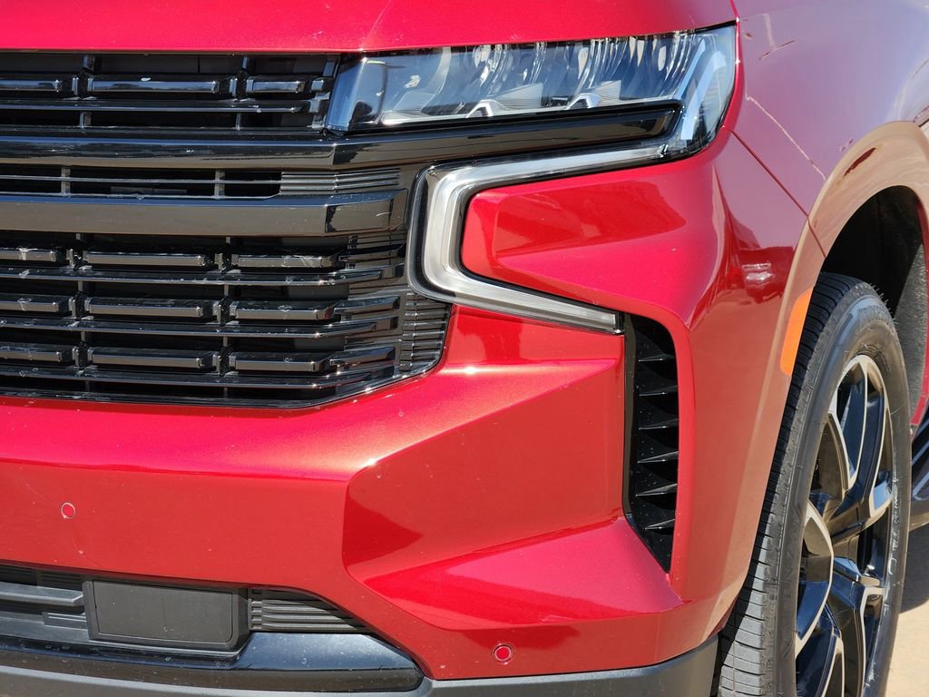 Used 2024 Chevrolet Suburban RST w/ Luxury Package image 14