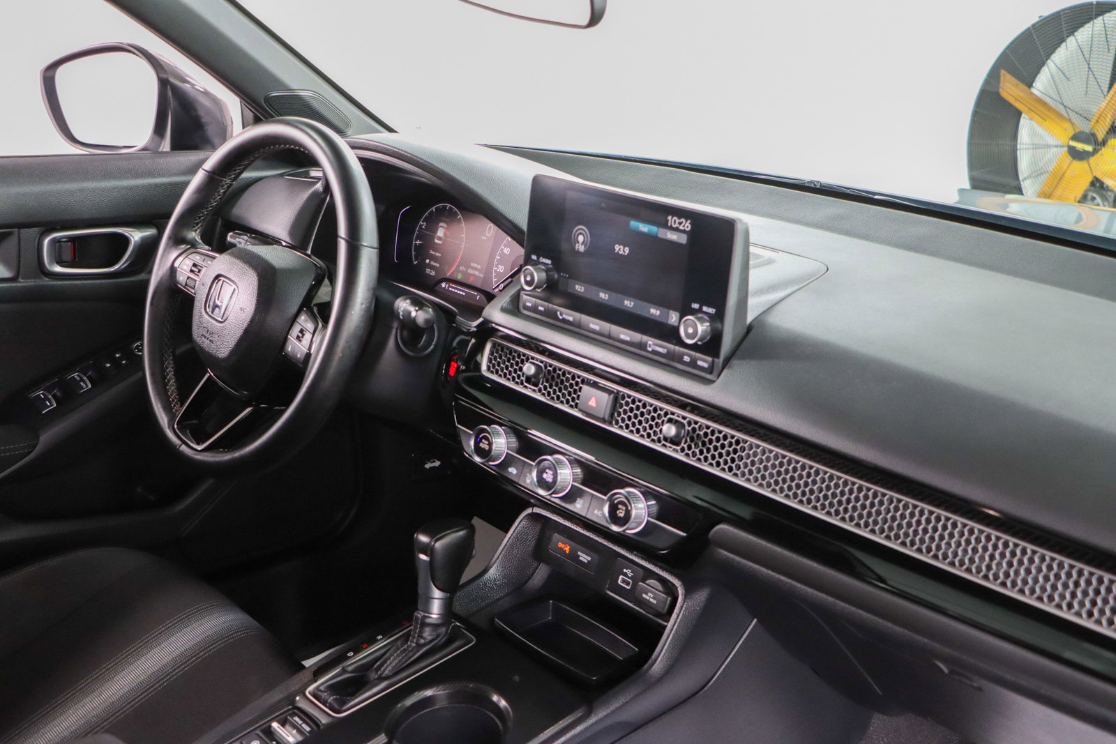 Used 2023 Honda Civic Sport image 25