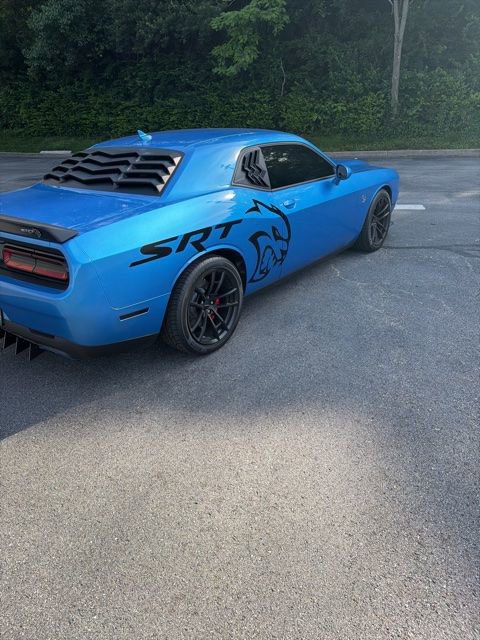 Used 2023 Dodge Challenger SRT Hellcat w/ Driver Convenience Group RWD image 4