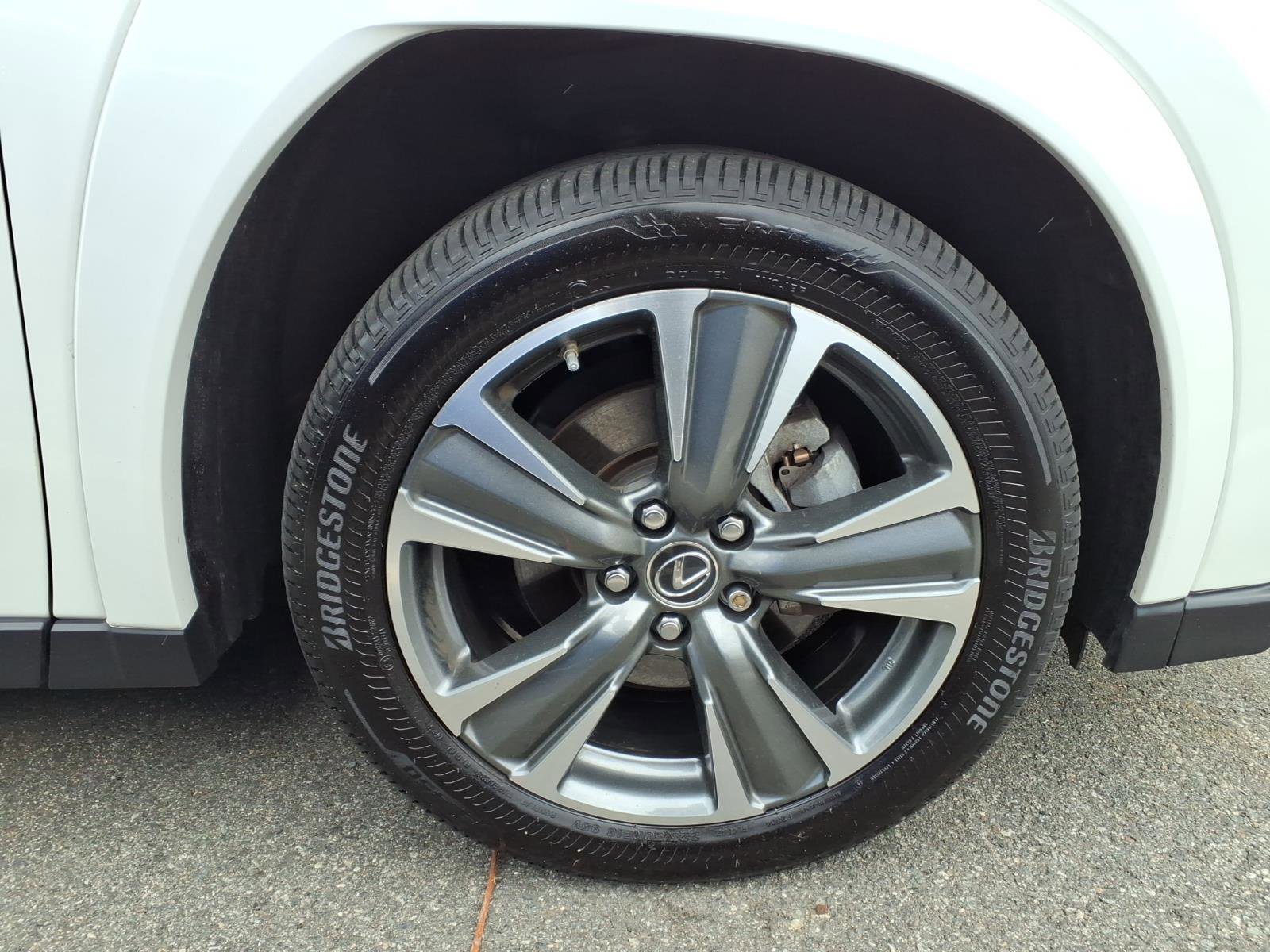 Used 2024 Lexus UX 250h AWD w/ Premium Package image 16