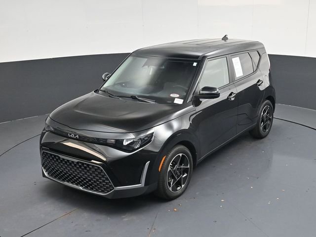 Used 2025 Kia Soul EX image 44