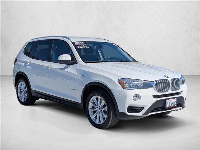 Used 2017 BMW X3 xDrive28i image 3