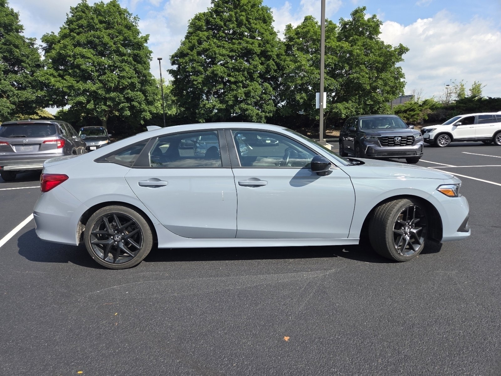 Used 2023 Honda Civic Sport image 22