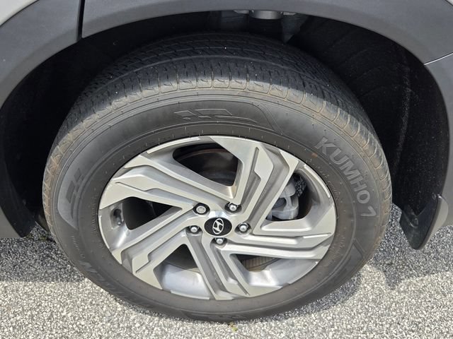 Used 2023 Hyundai Santa Fe SEL FWD image 7