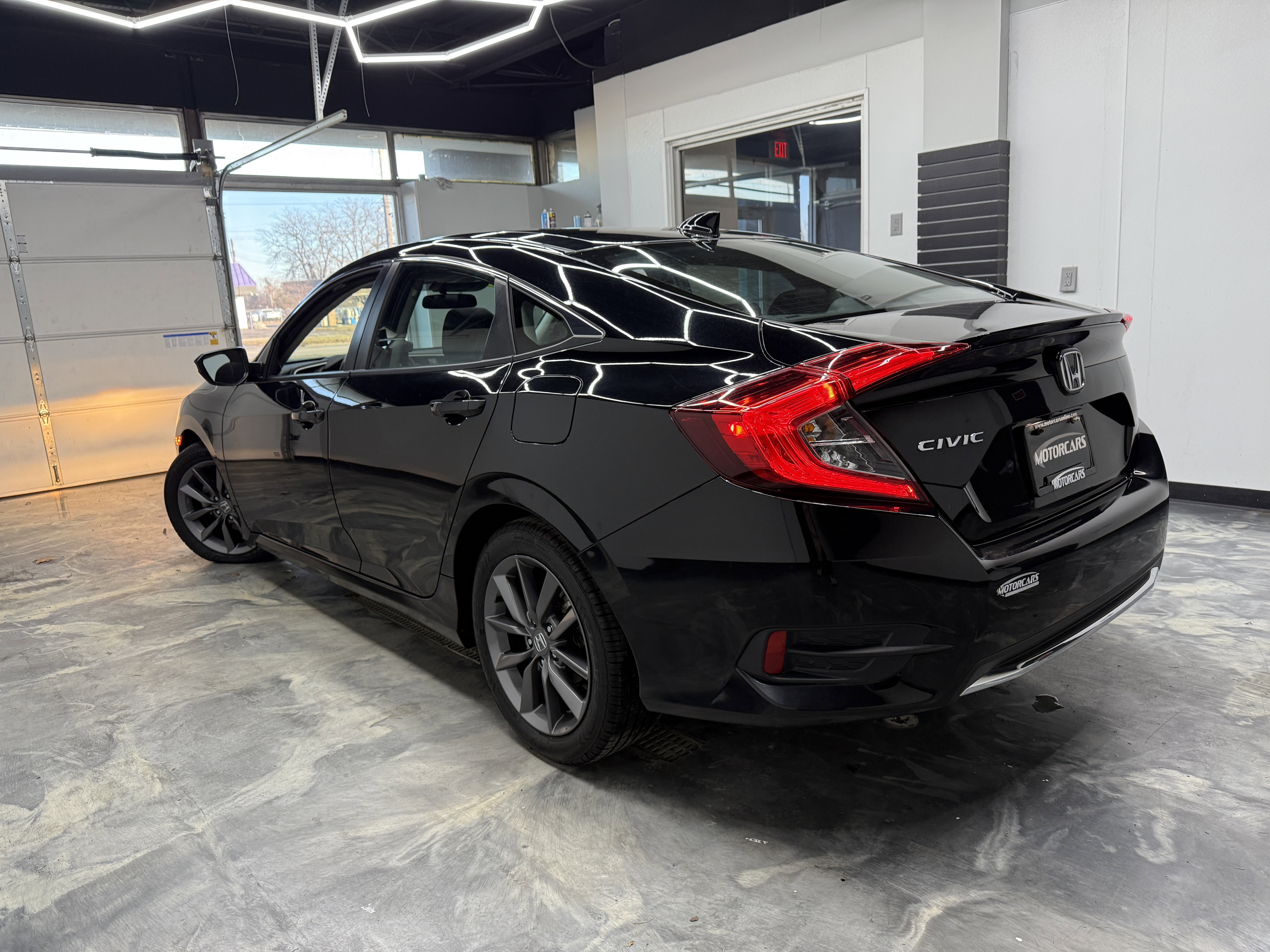 Used 2021 Honda Civic EX image 3