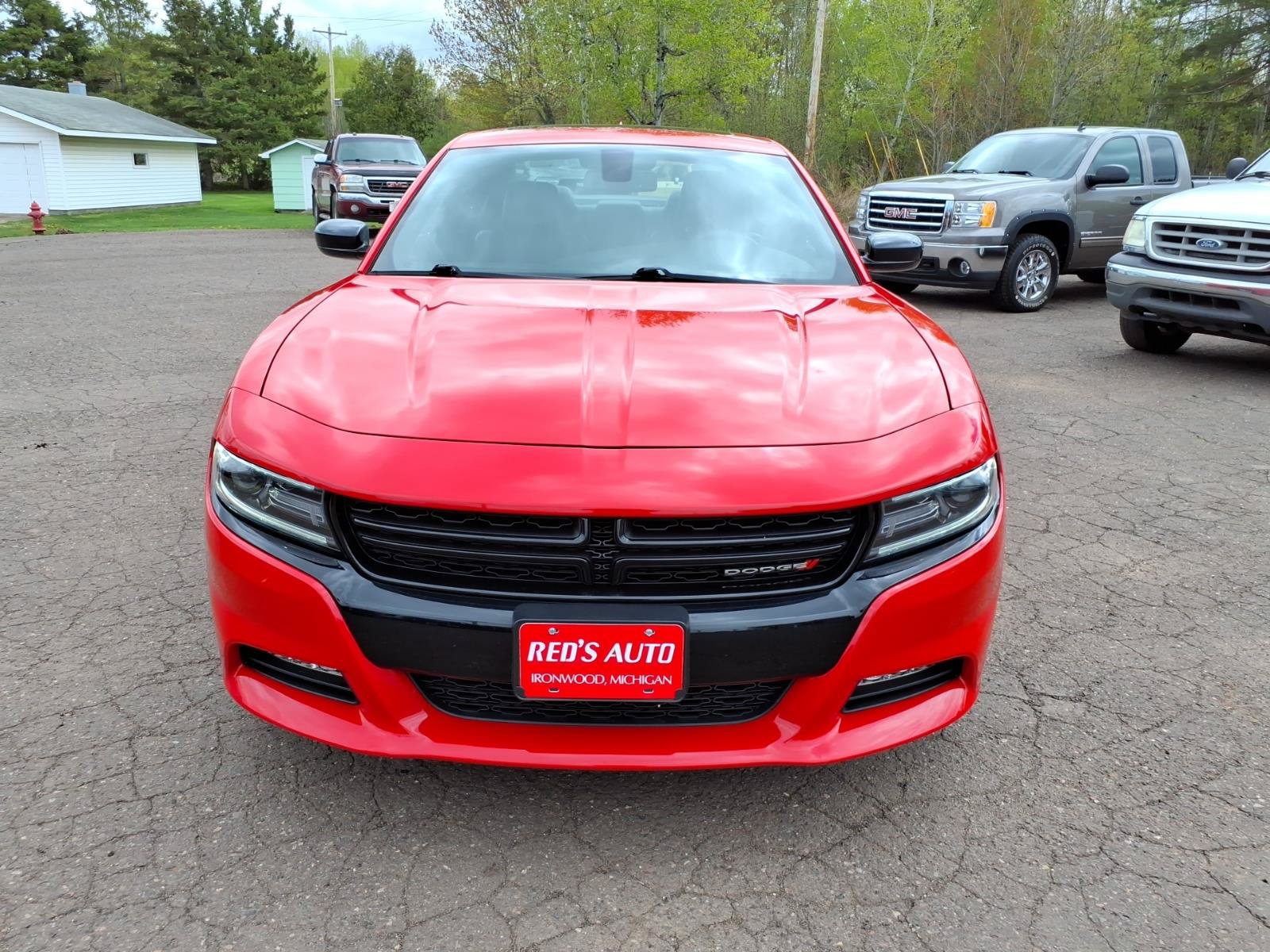 Used 2017 Dodge Charger SXT w/ AWD Plus Group image 9