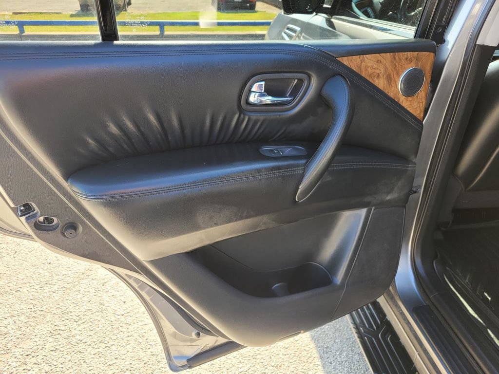 Used 2021 Nissan Armada SL w/ Captain's Chairs Package RWD image 15