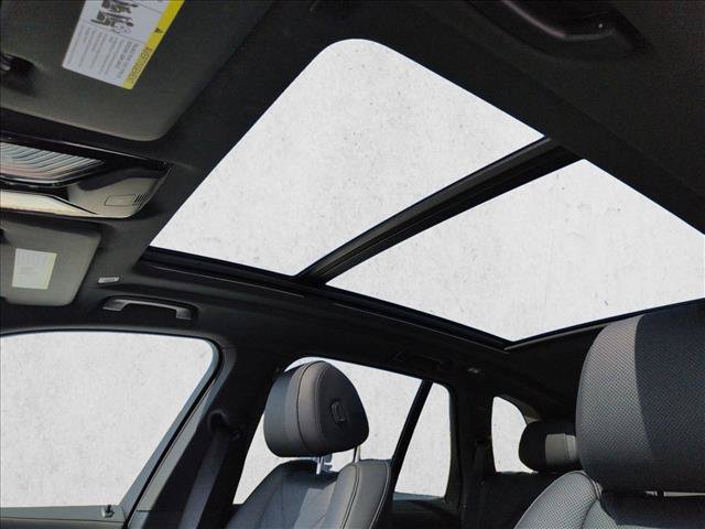 Used 2026 BMW X5 xDrive40i w/ M Sport Package AWD/4WD image 16