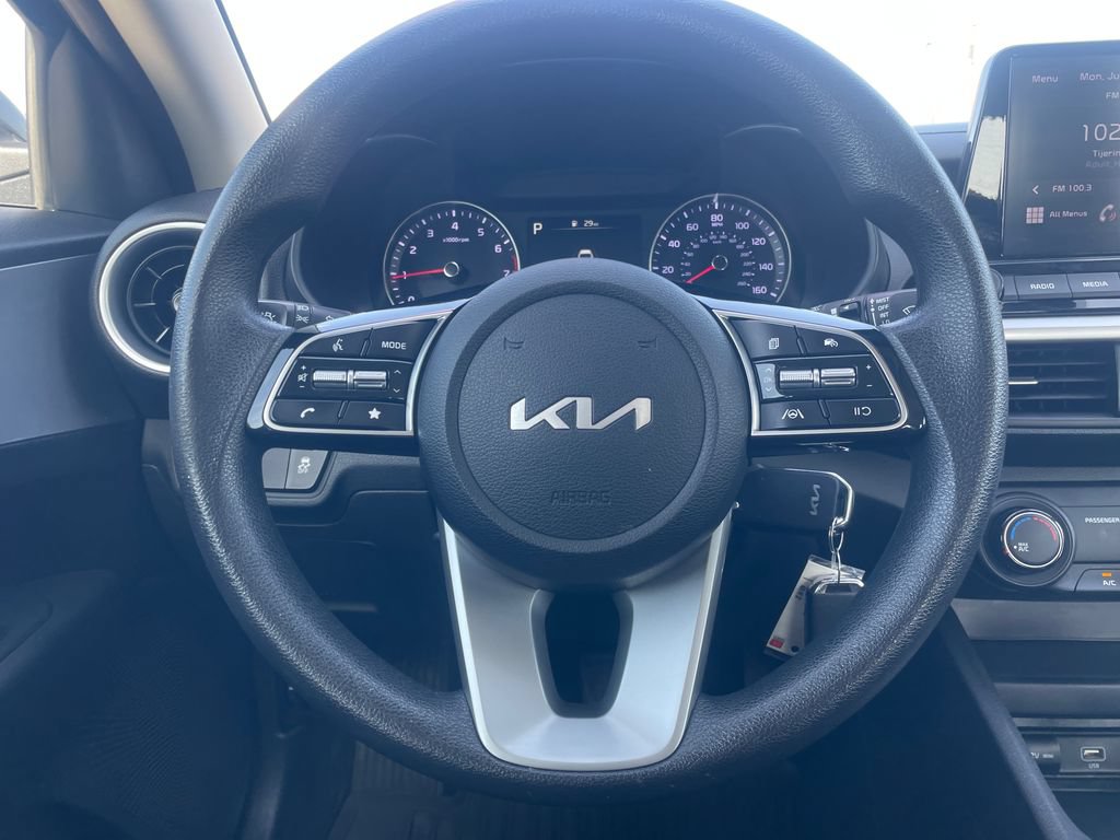Used 2024 Kia Forte LXS w/ LXS Technology Package FWD image 11