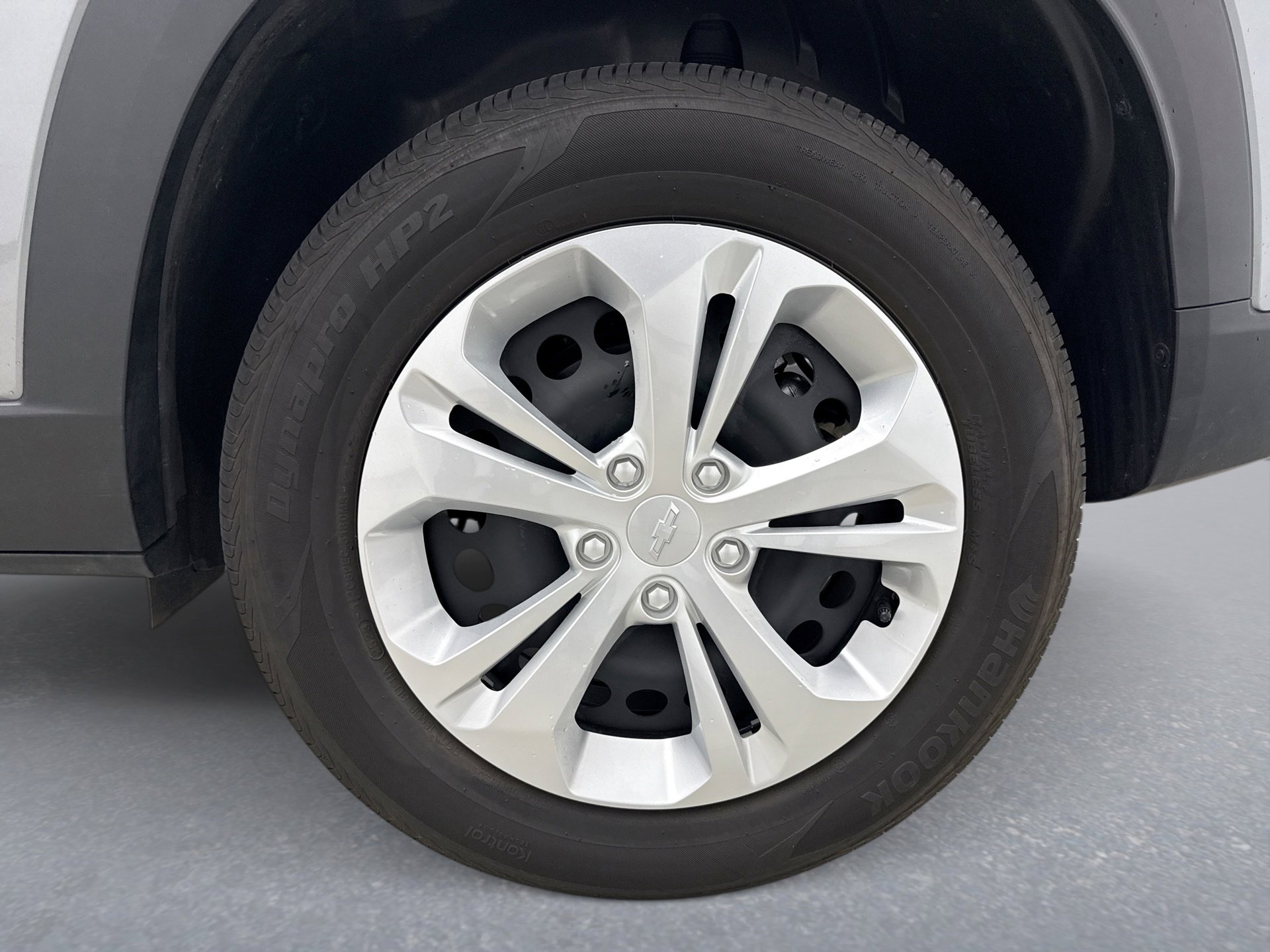 Used 2024 Chevrolet Trax LS w/ Driver Confidence Package image 20