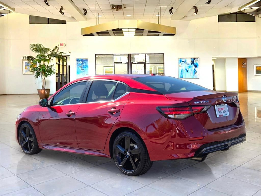 Used 2021 Nissan Sentra SR w/ Electronics Package FWD image 7