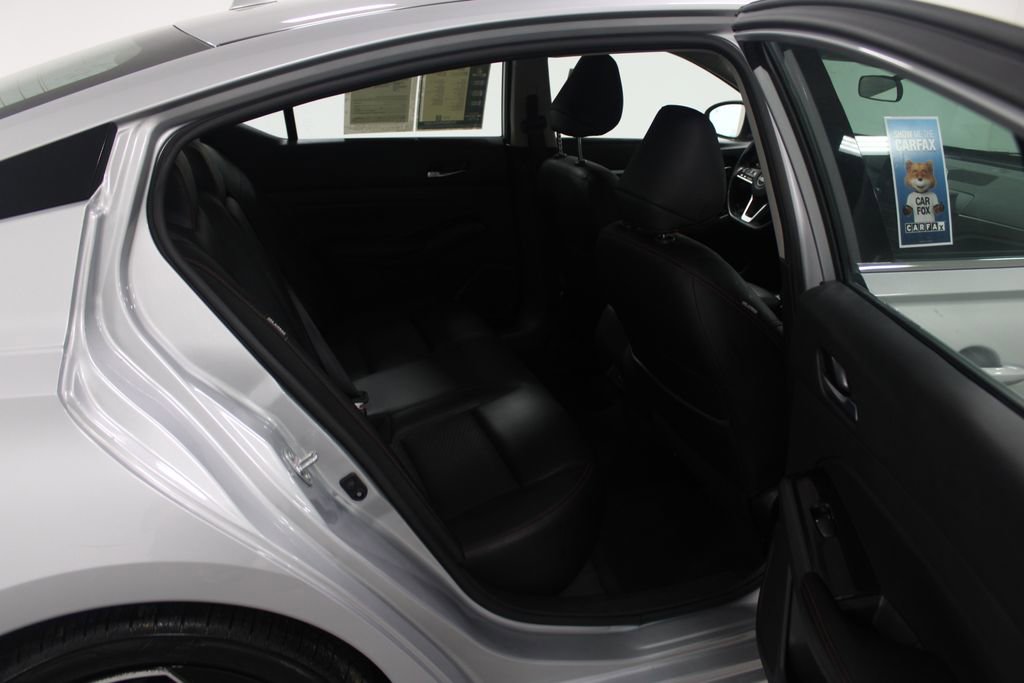 Used 2024 Nissan Altima 2.5 SR image 29