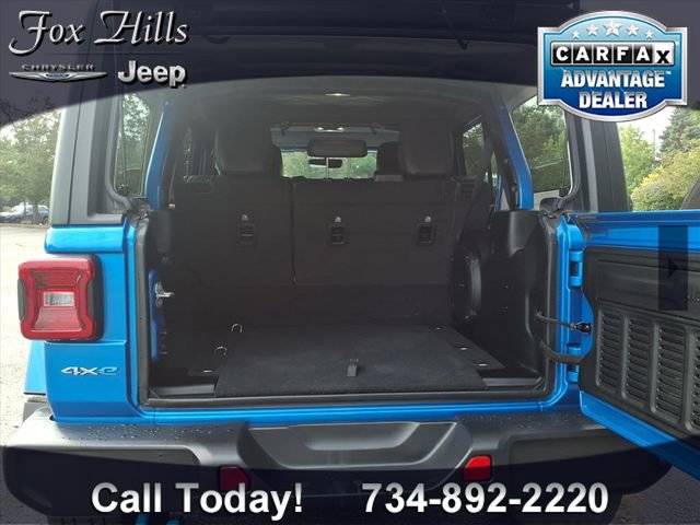 Used 2022 Jeep Wrangler Unlimited Sahara 4xe image 10