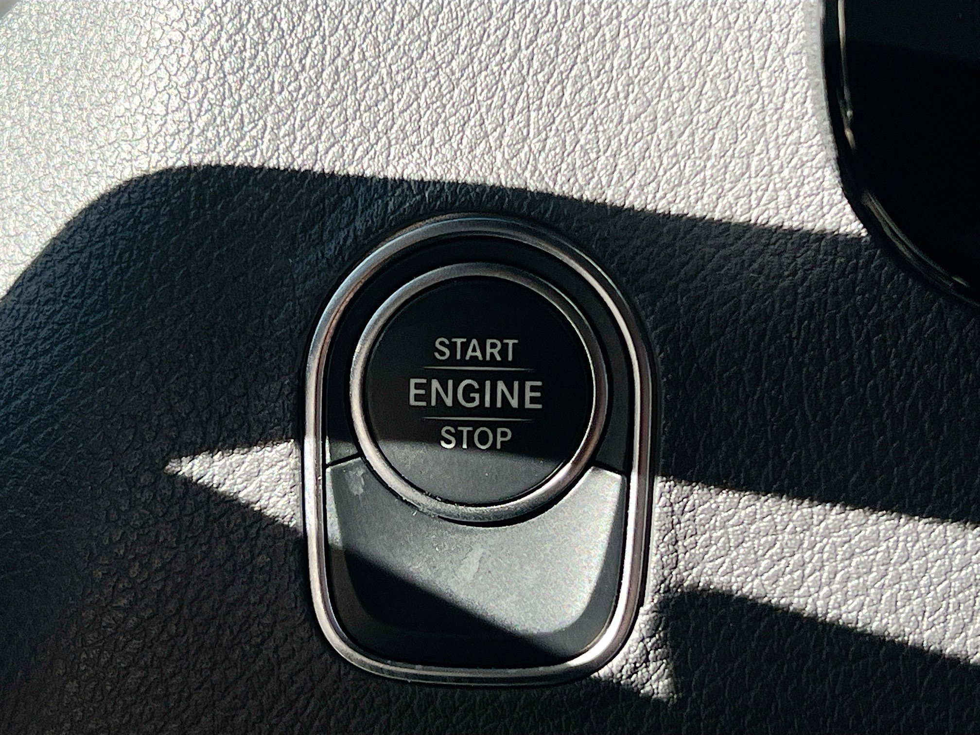 Used 2025 Mercedes-Benz Sprinter 2500 image 24