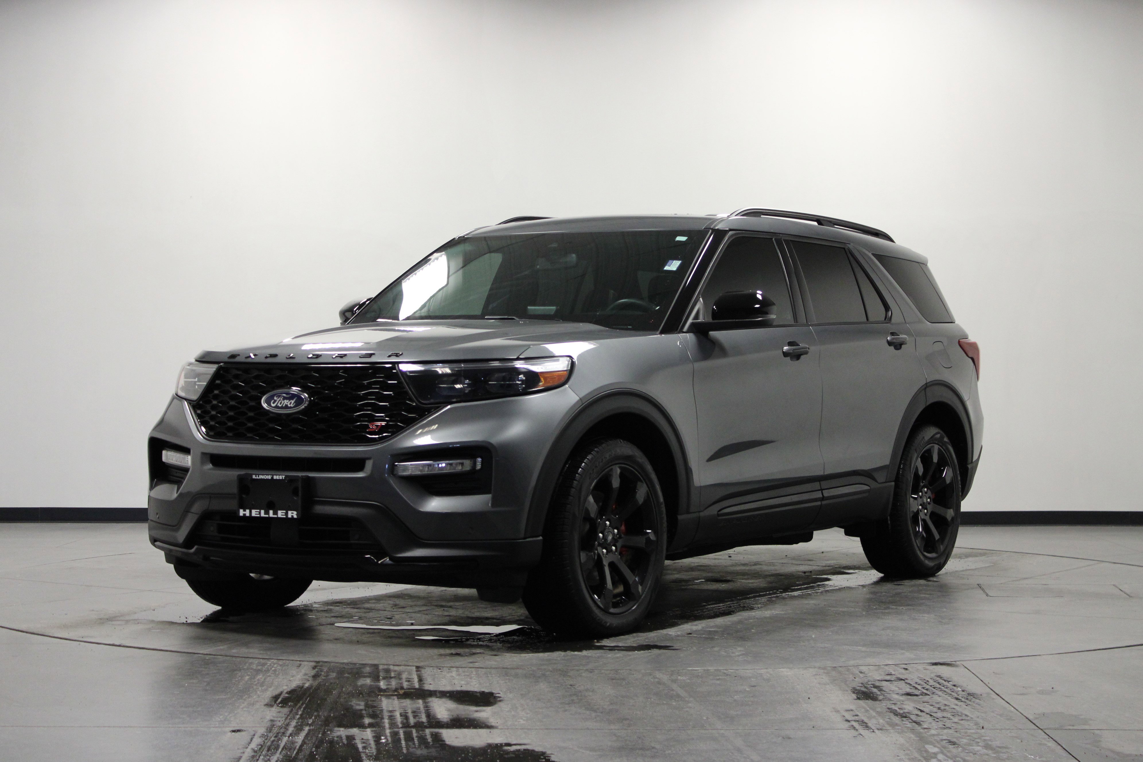 Used 2023 Ford Explorer ST w/ Equipment Group 401A image 8