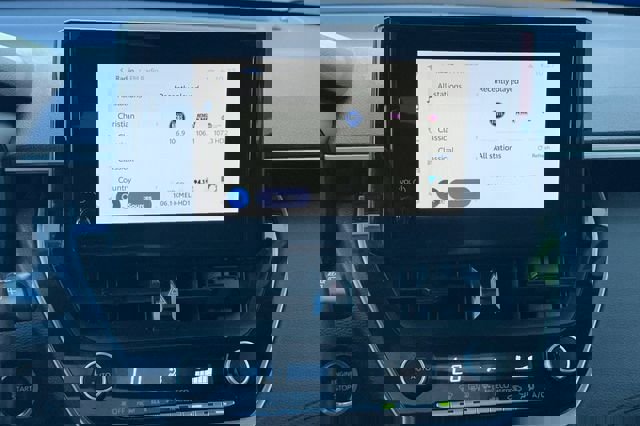 Certified 2023 Toyota Corolla Cross LE w/ Moonroof Package image 23