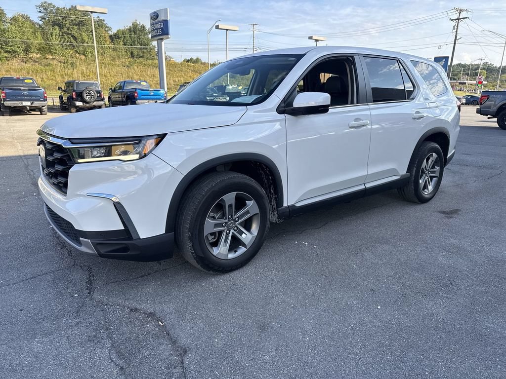 Used 2023 Honda Pilot EX-L image 3
