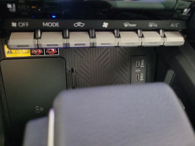 New 2025 Toyota Tacoma Trailhunter image 26