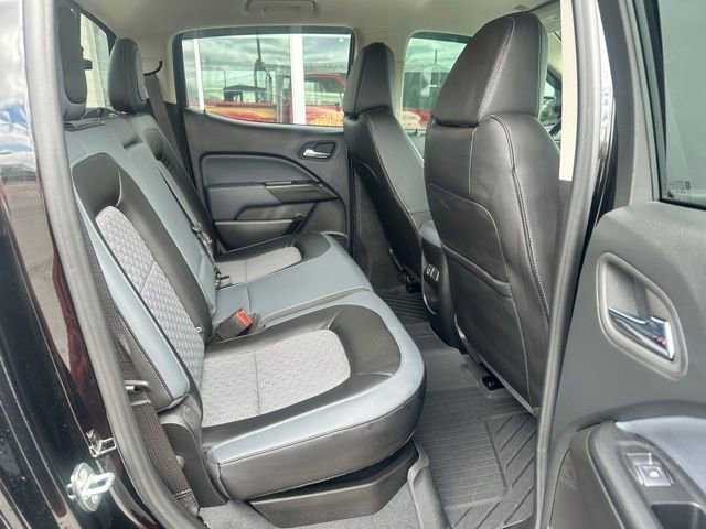 Used 2022 Chevrolet Colorado Z71 w/ Z71 Midnight Edition image 14