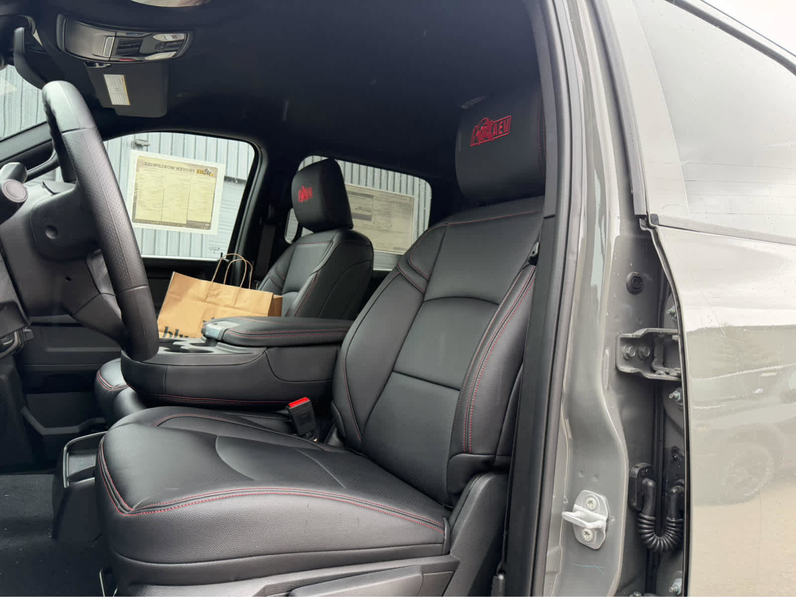 New 2026 RAM 2500 Tradesman AWD/4WD image 15