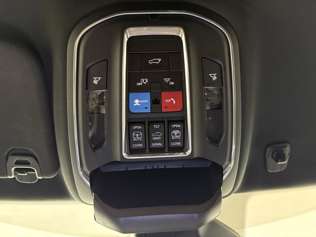 Used 2022 Jeep Wagoneer Series III w/ Premium Group I image 10