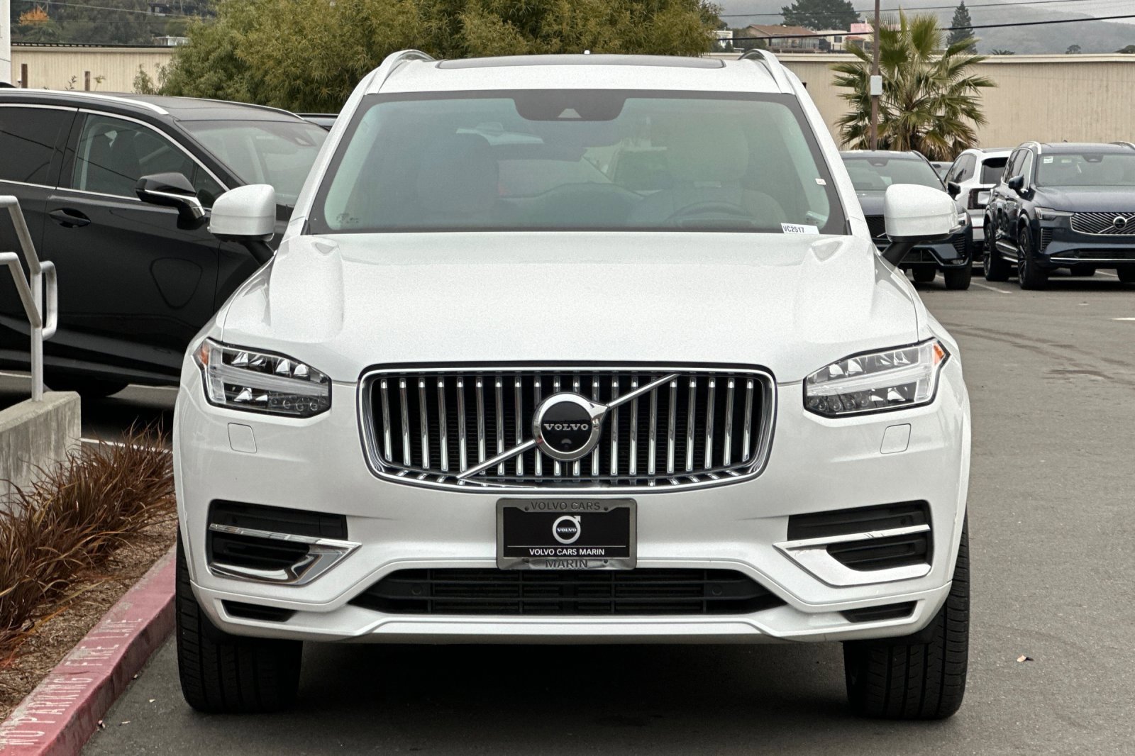 Certified 2022 Volvo XC90 T8 Inscription w/ Advanced Package image 11