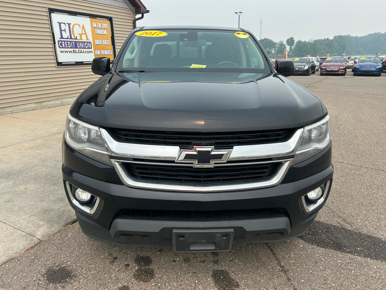 Used 2017 Chevrolet Colorado LT AWD/4WD image 2