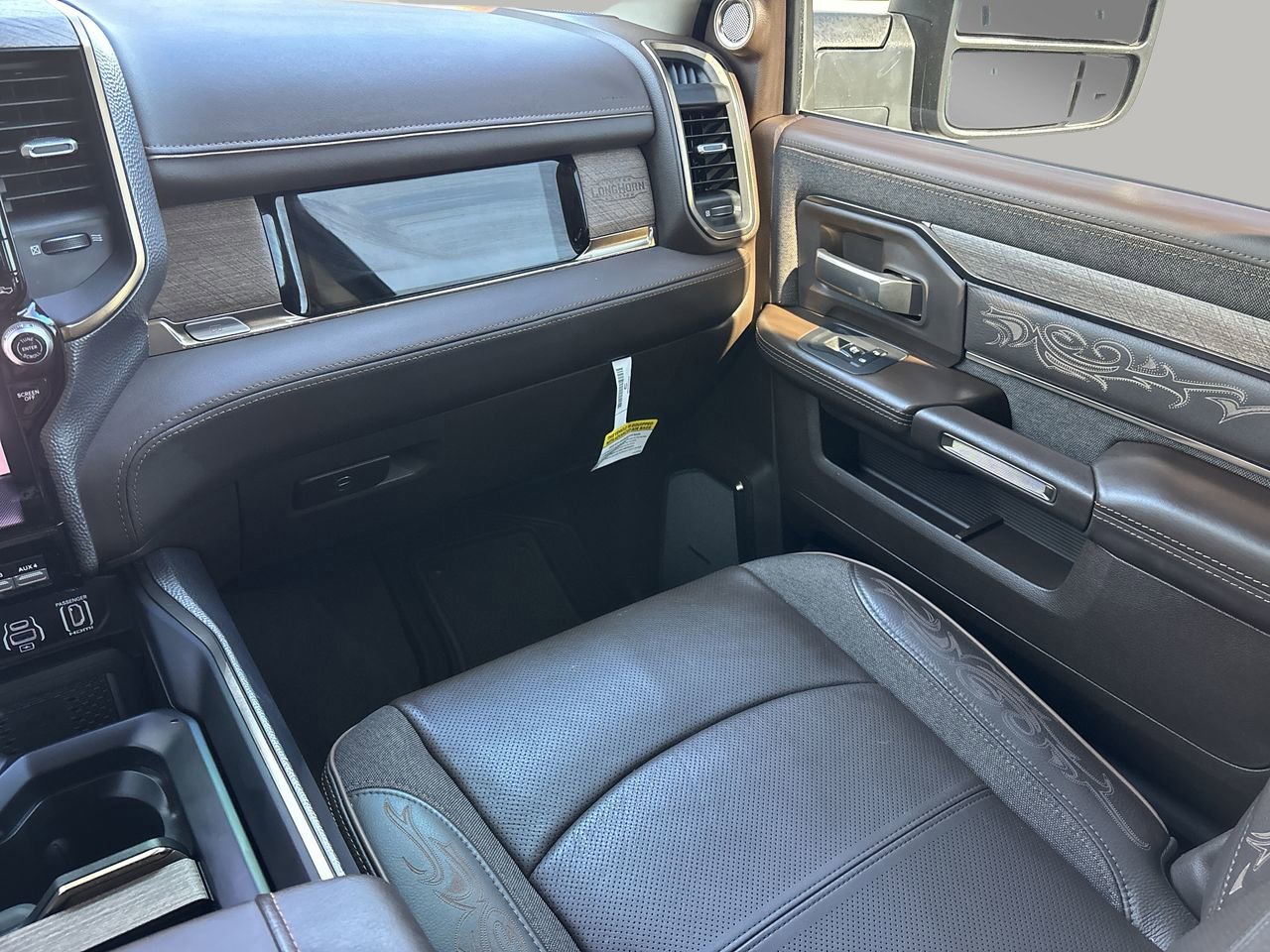 Used 2025 RAM 2500 Limited image 14