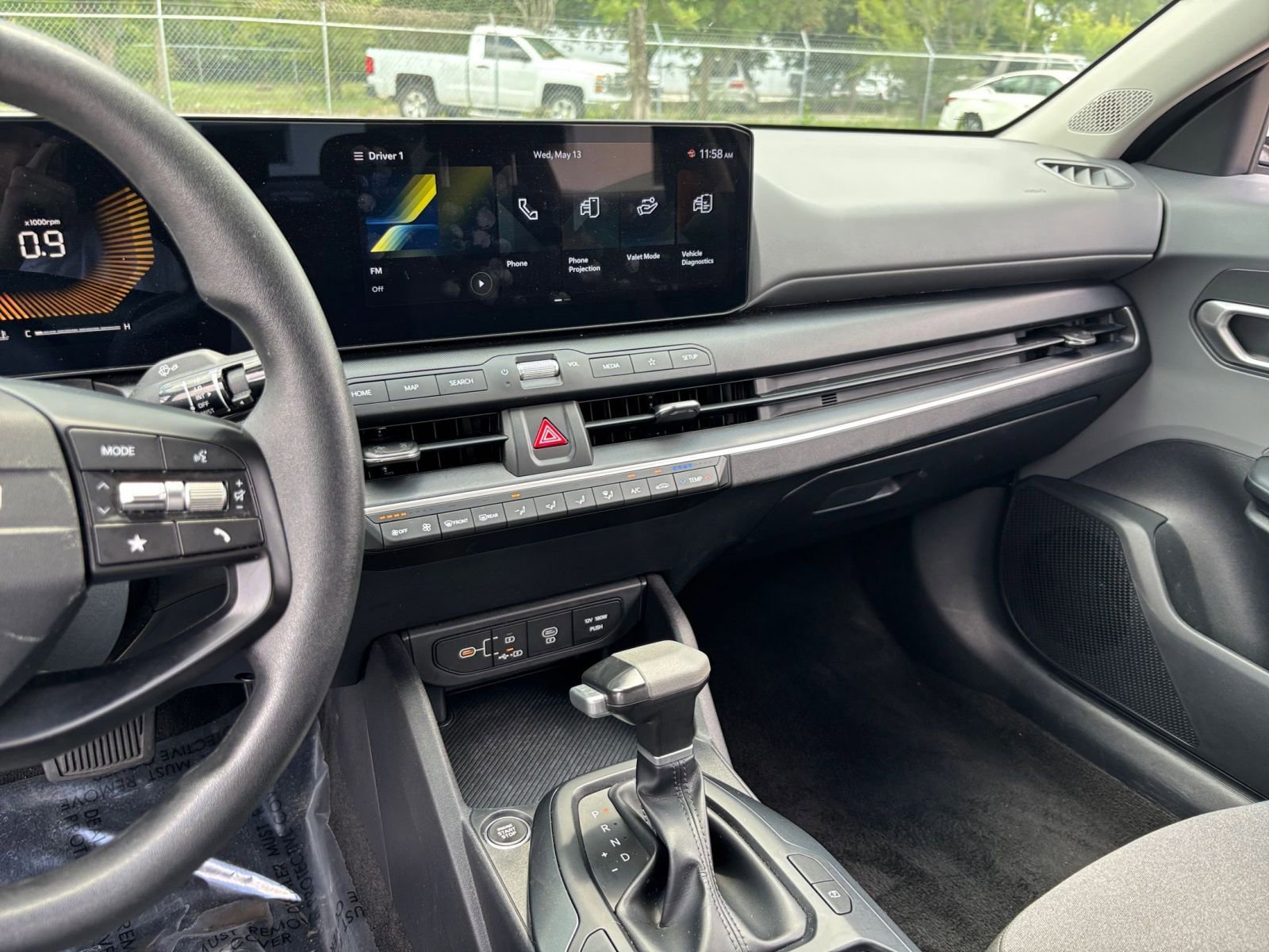 Used 2025 Kia K4 FWD image 17